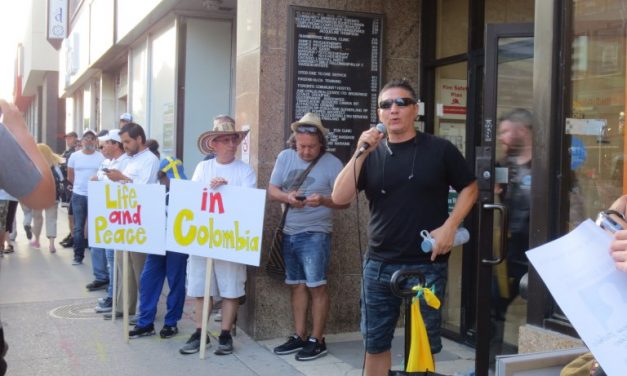 Colombianos en Toronto se unieron a la Caminata por la Vida y la Paz en Colombia